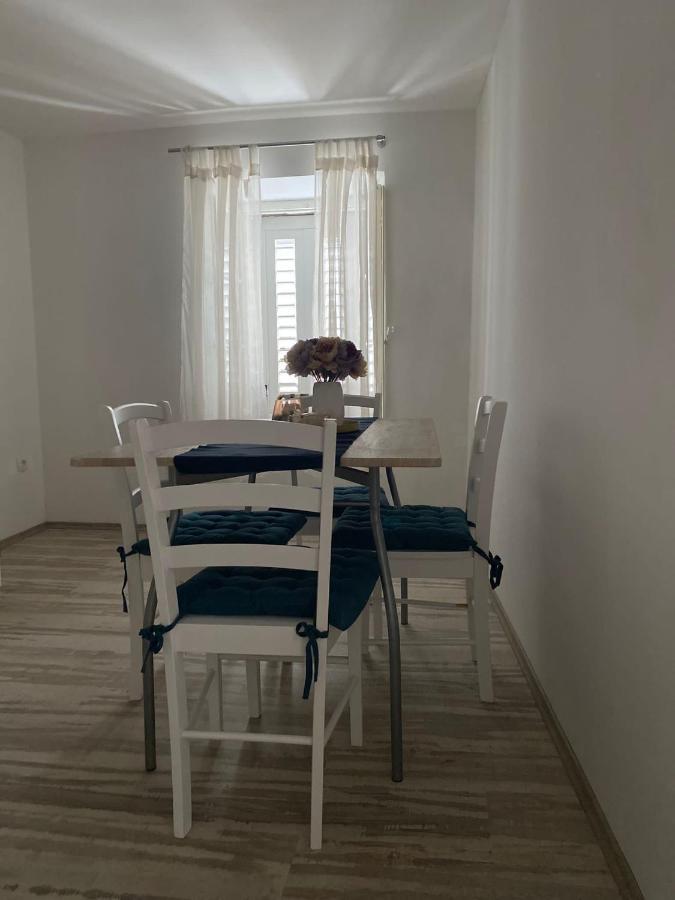 Moro Apartment กอร์จูลา ภายนอก รูปภาพ